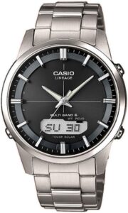 Casio Męski zegarek na rękę z energią słoneczną i radiową i tytanową bransoletką