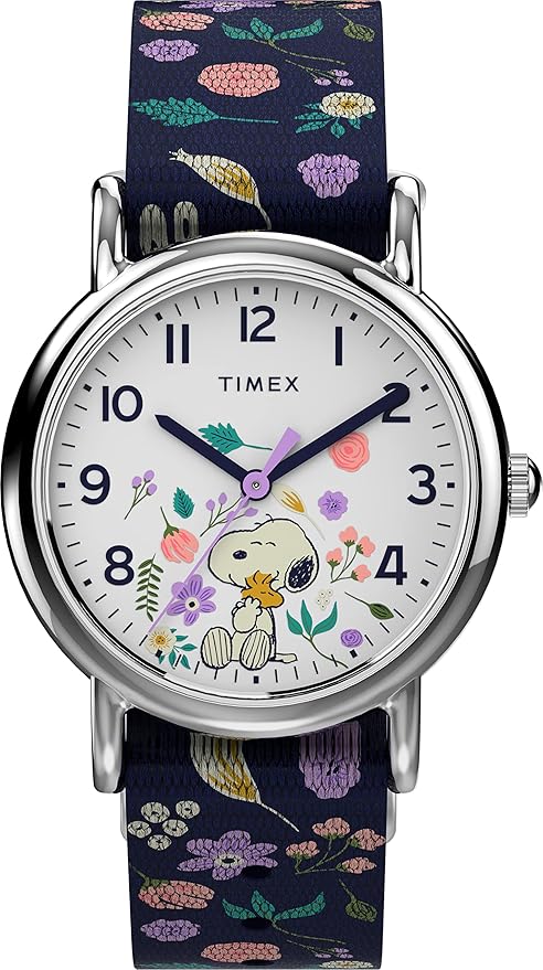 Timex Weekender Zegarek kwarcowy 31 mm z białą tarczą i niebieskim paskiem w kwiecisty wzór TW2V45900